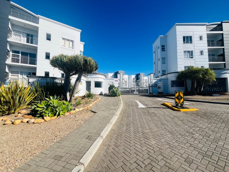 3 Bedroom Property for Sale in Reebok Western Cape